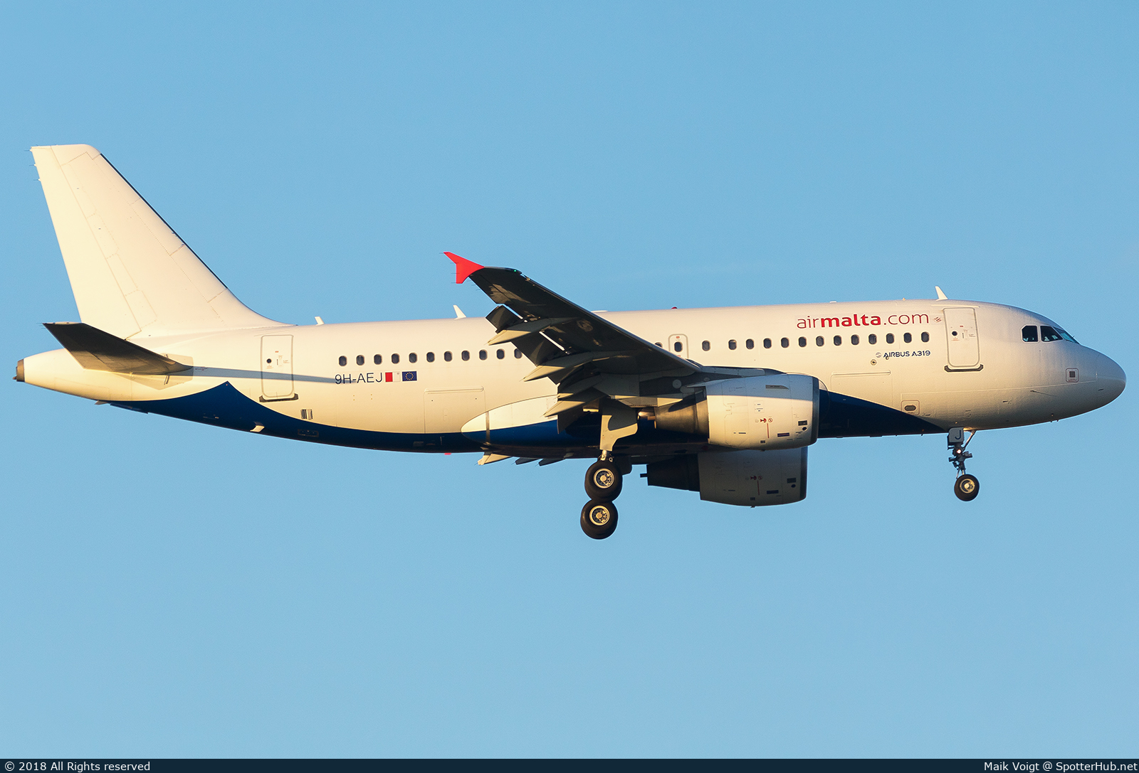 Photo of 9H-AEJ - Airbus A319-112 operated by Air Malta