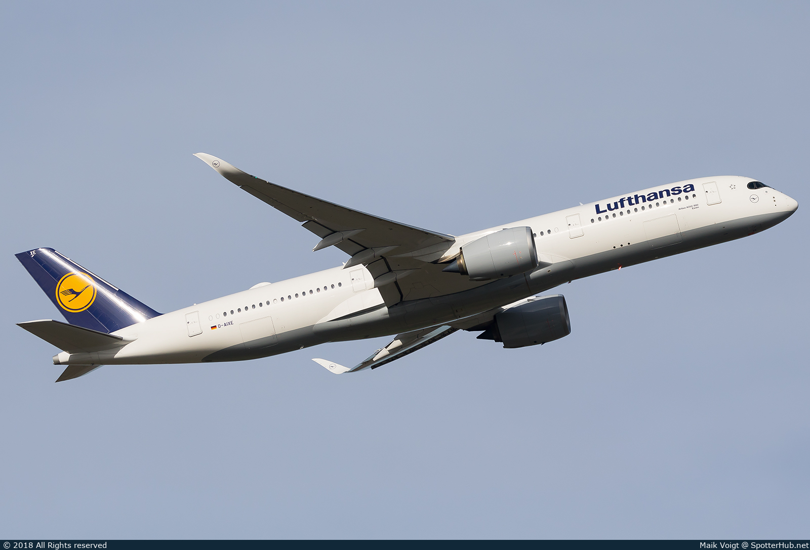Photo of D-AIXE - Airbus A350-941 operated by Lufthansa