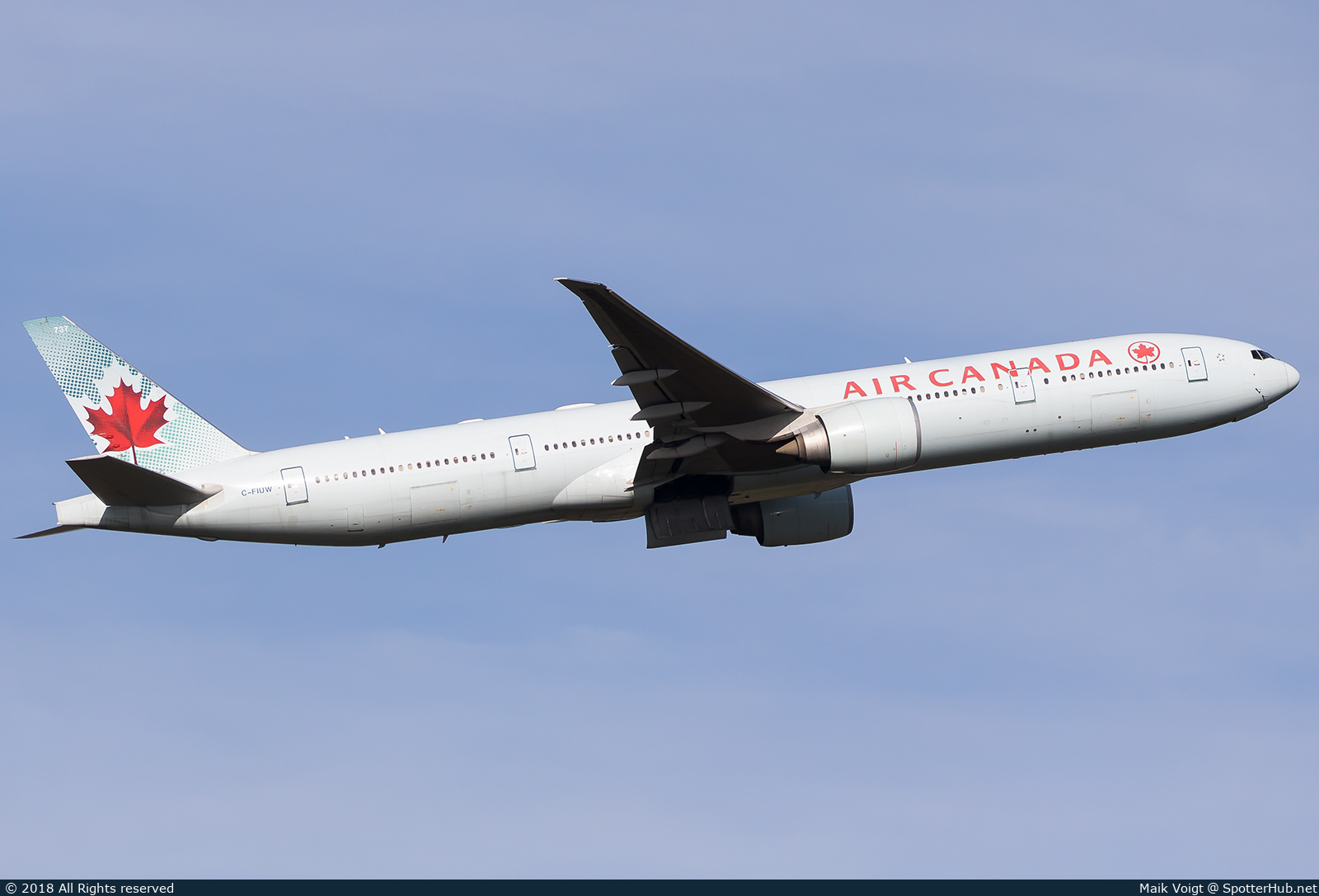 Photo of C-FIUW - Boeing 777-333(ER) operated by Air Canada