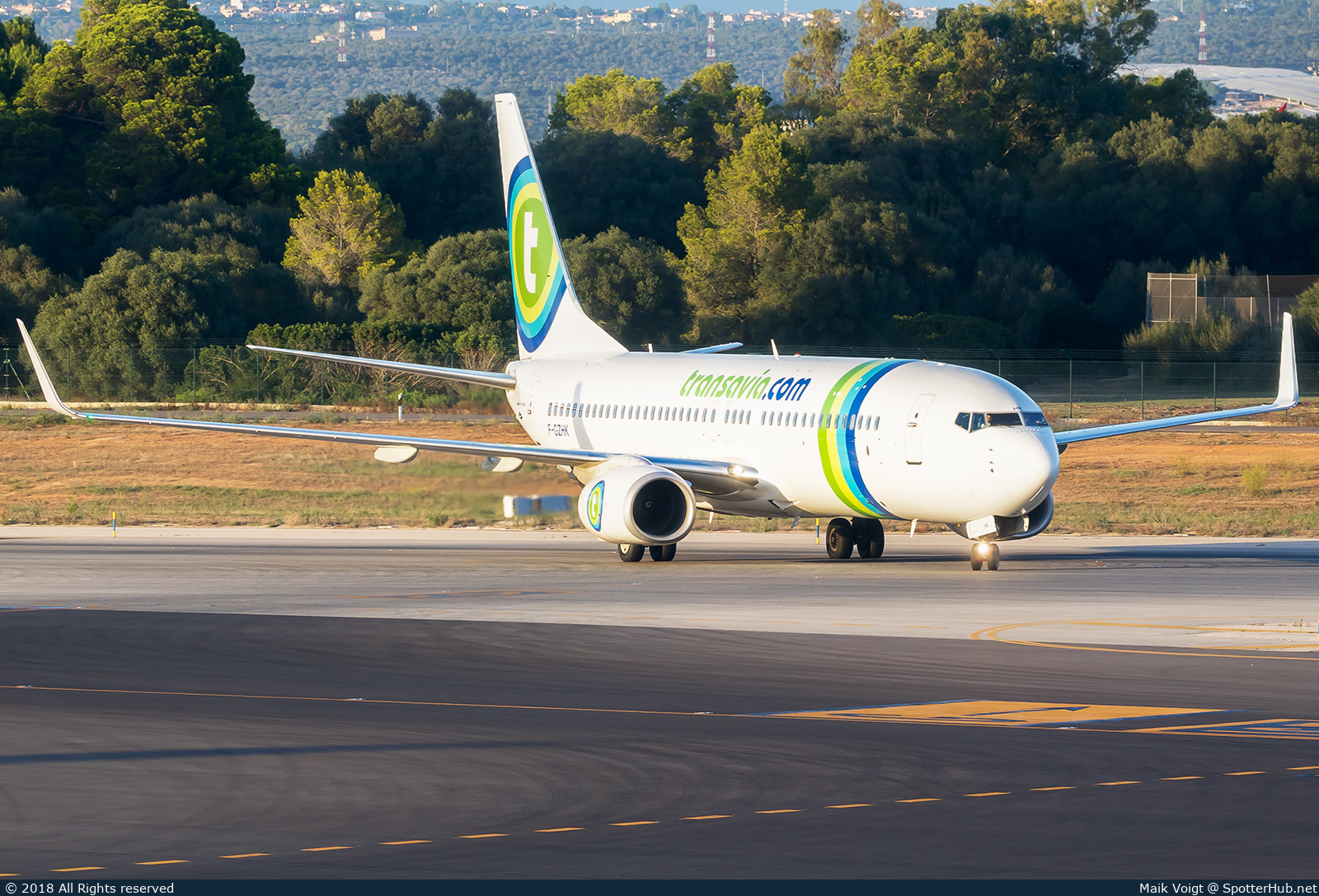 Photo of F-GZHK - Boeing 737-8K2 operated by Transavia France
