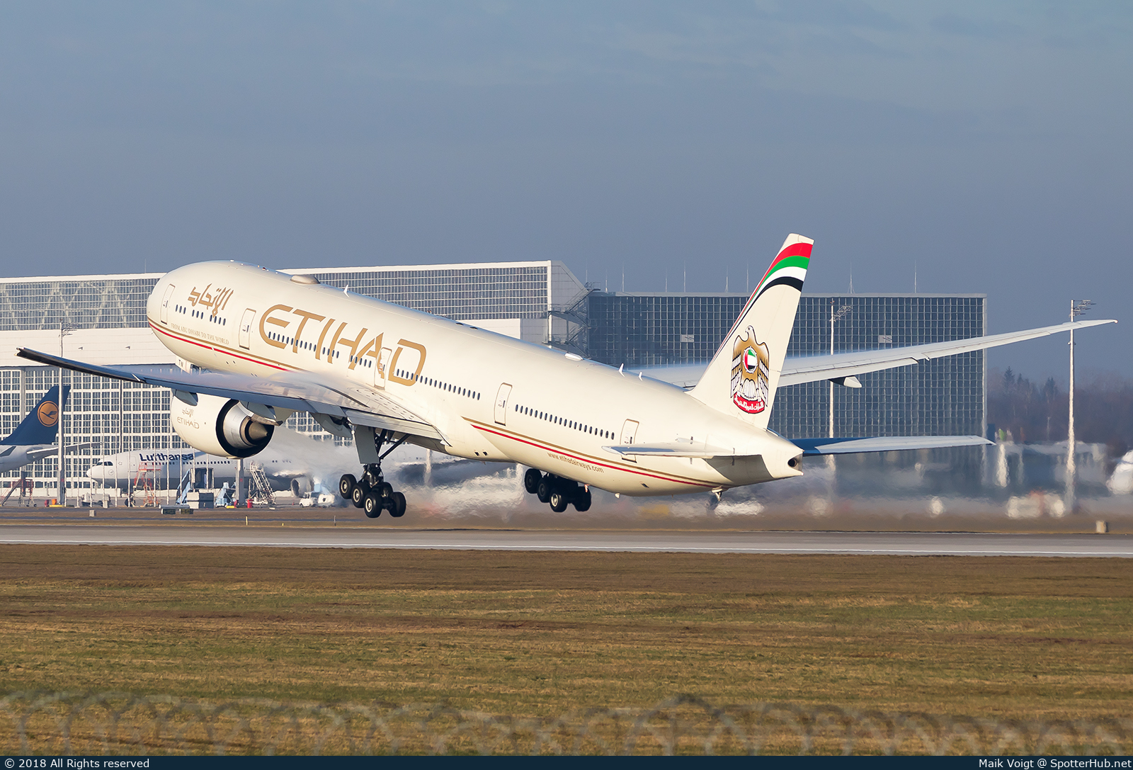 Photo of A6-ETN - Boeing 777-3FX(ER) operated by Etihad Airways