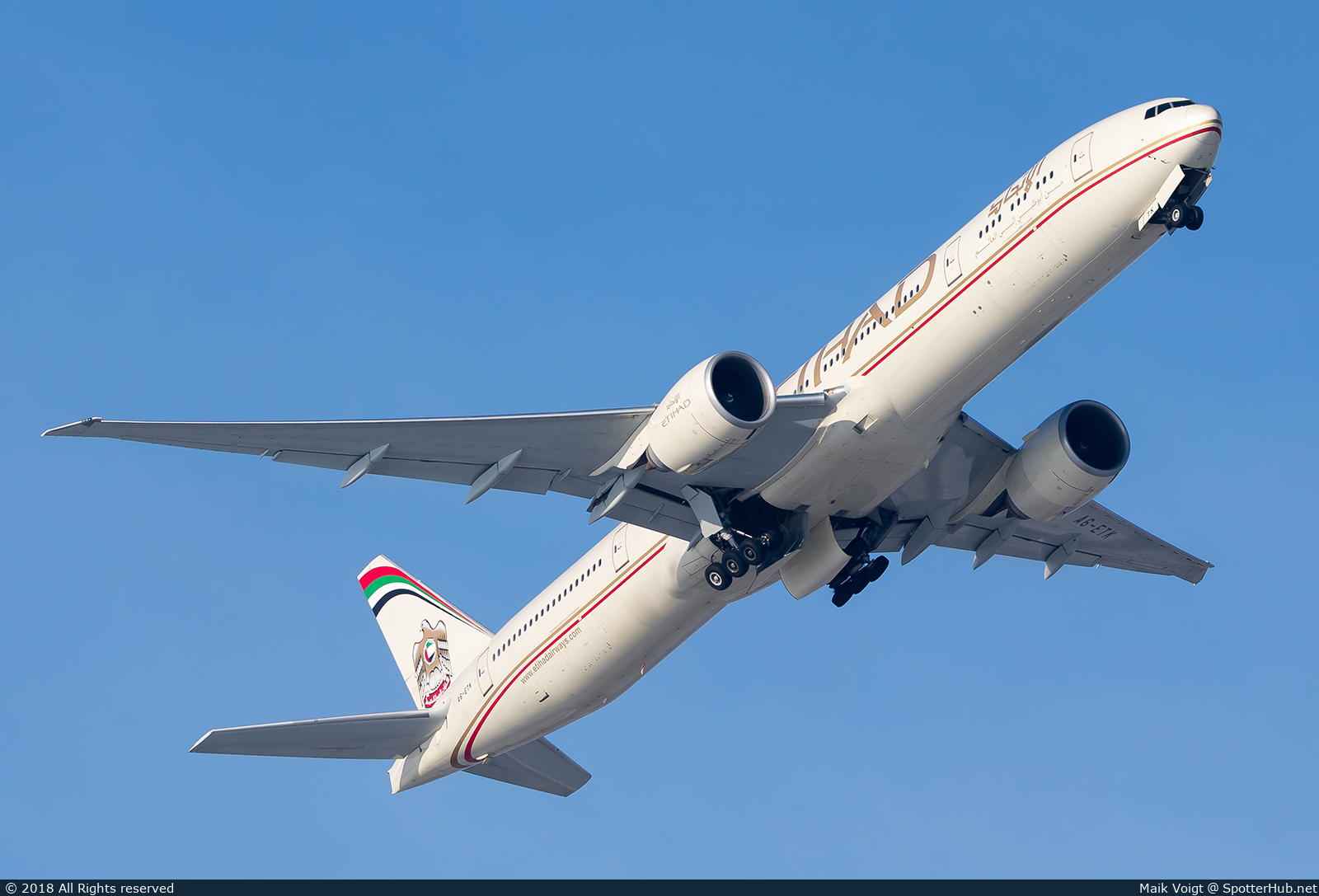Photo of A6-ETK - Boeing 777-3FX(ER) operated by Etihad Airways