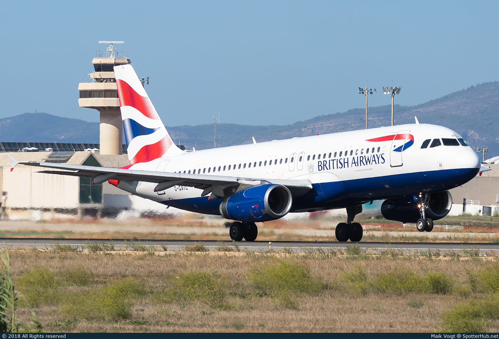 Photo of G-GATL - Airbus A320-232 operated by British Airways