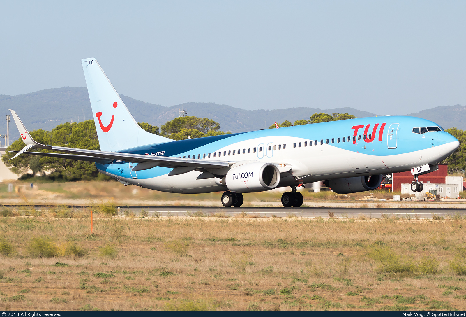 Photo of D-ATUC - Boeing 737-8K5 operated by TUIfly