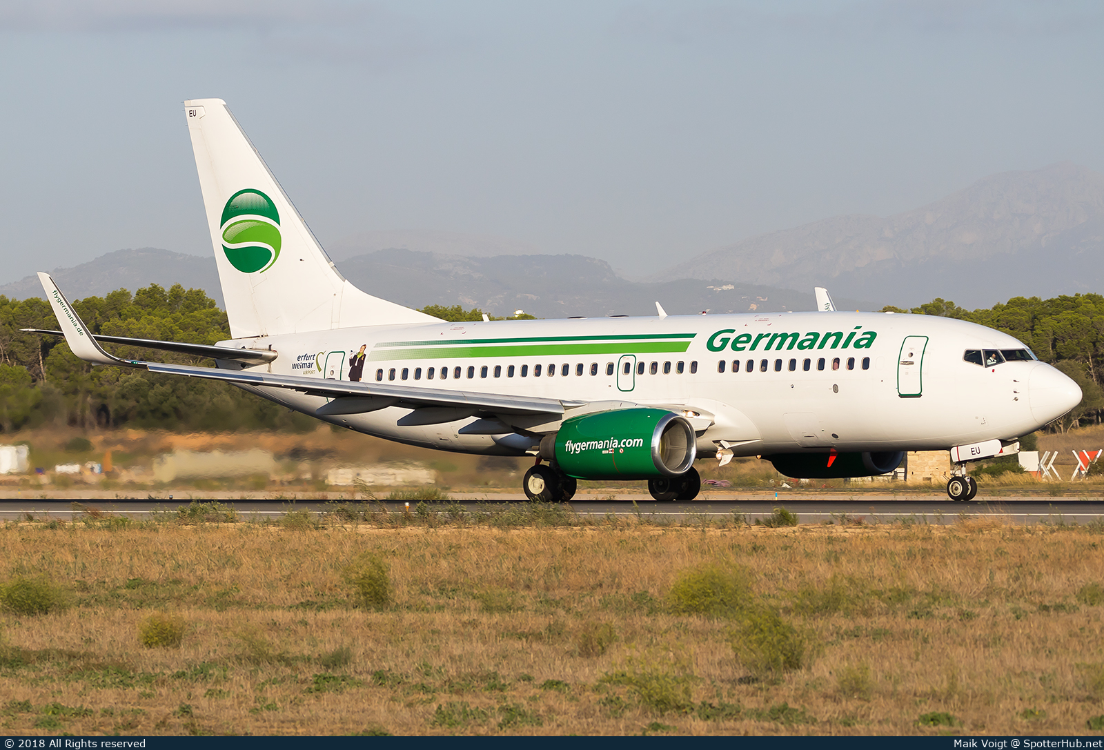 Photo of D-AGEU - Boeing 737-75B operated by Germania