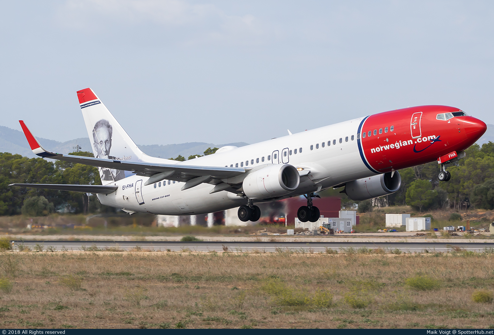 Photo of EI-FHA - Boeing 737-8JP operated by Norwegian Air International