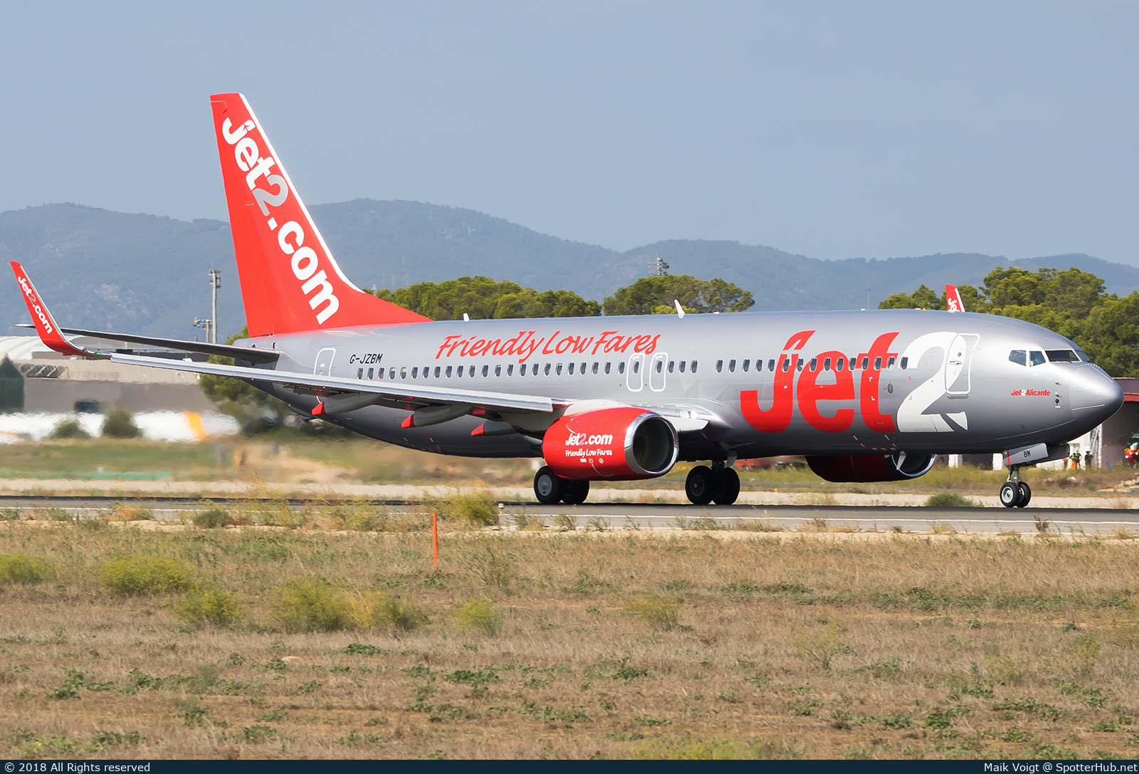 Photo of G-JZBM - Boeing 737-8MG operated by Jet2