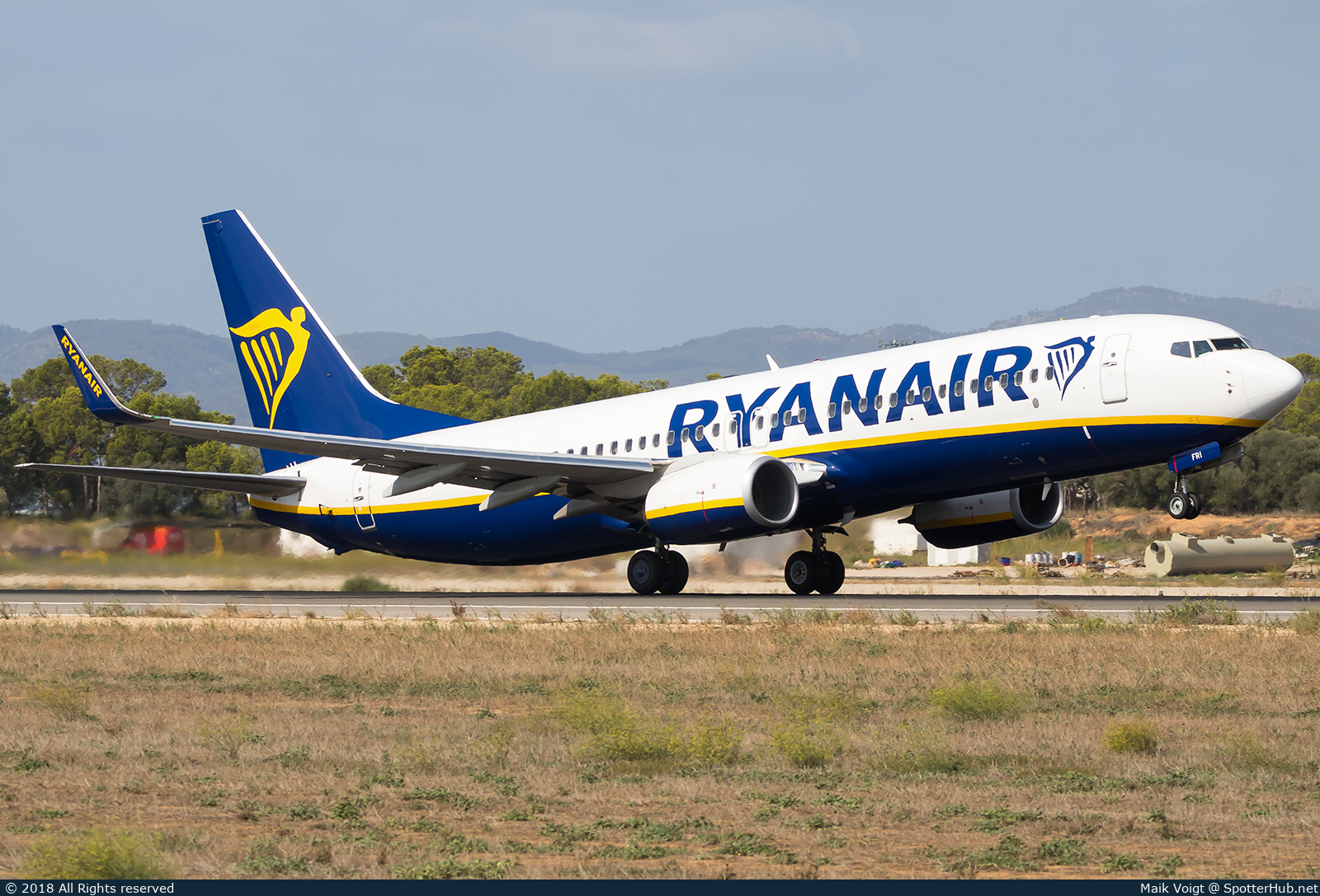 Photo of EI-FRI - Boeing 737-8AS operated by Ryanair