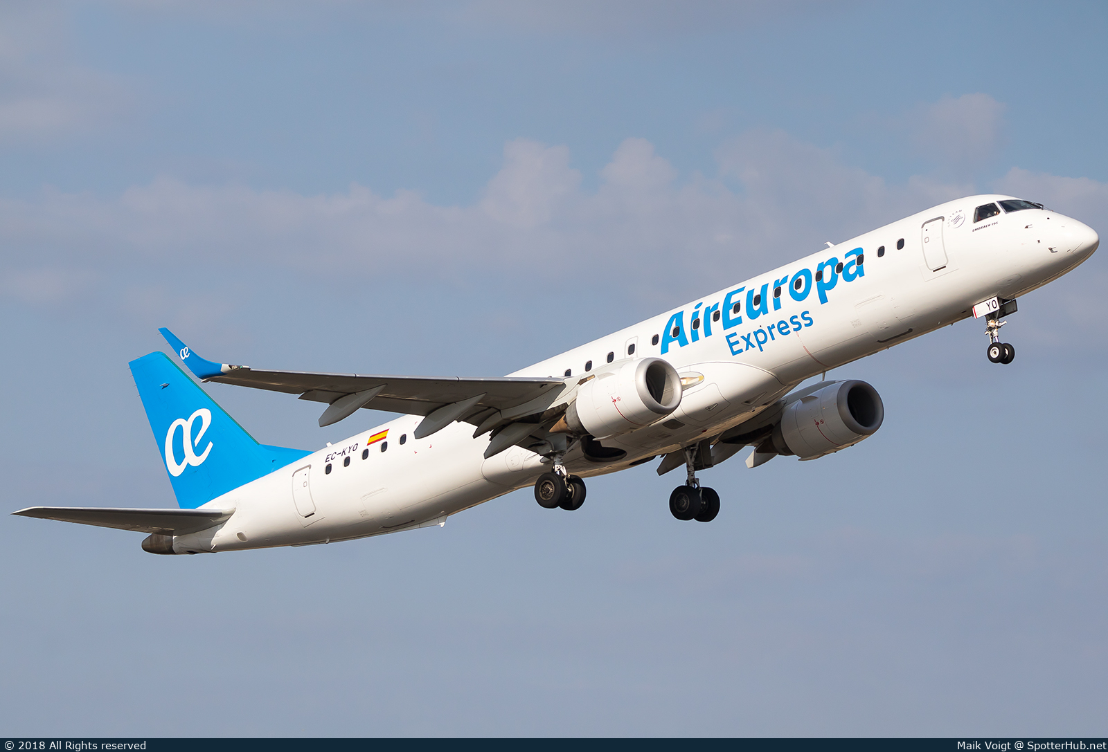 Photo of EC-KYO - Embraer ERJ-195LR operated by Air Europa Express (opb Aeronova)