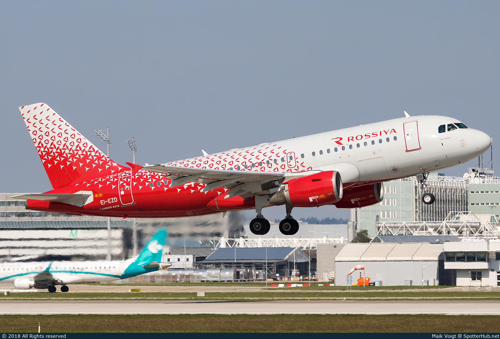Photo of EI-EZD - Airbus A319-112 operated by Rossiya Airlines