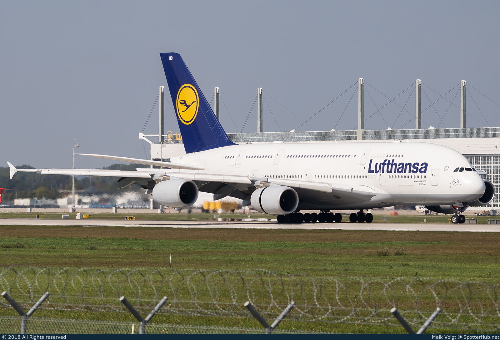 Photo of D-AIMD - Airbus A380-841 operated by Lufthansa