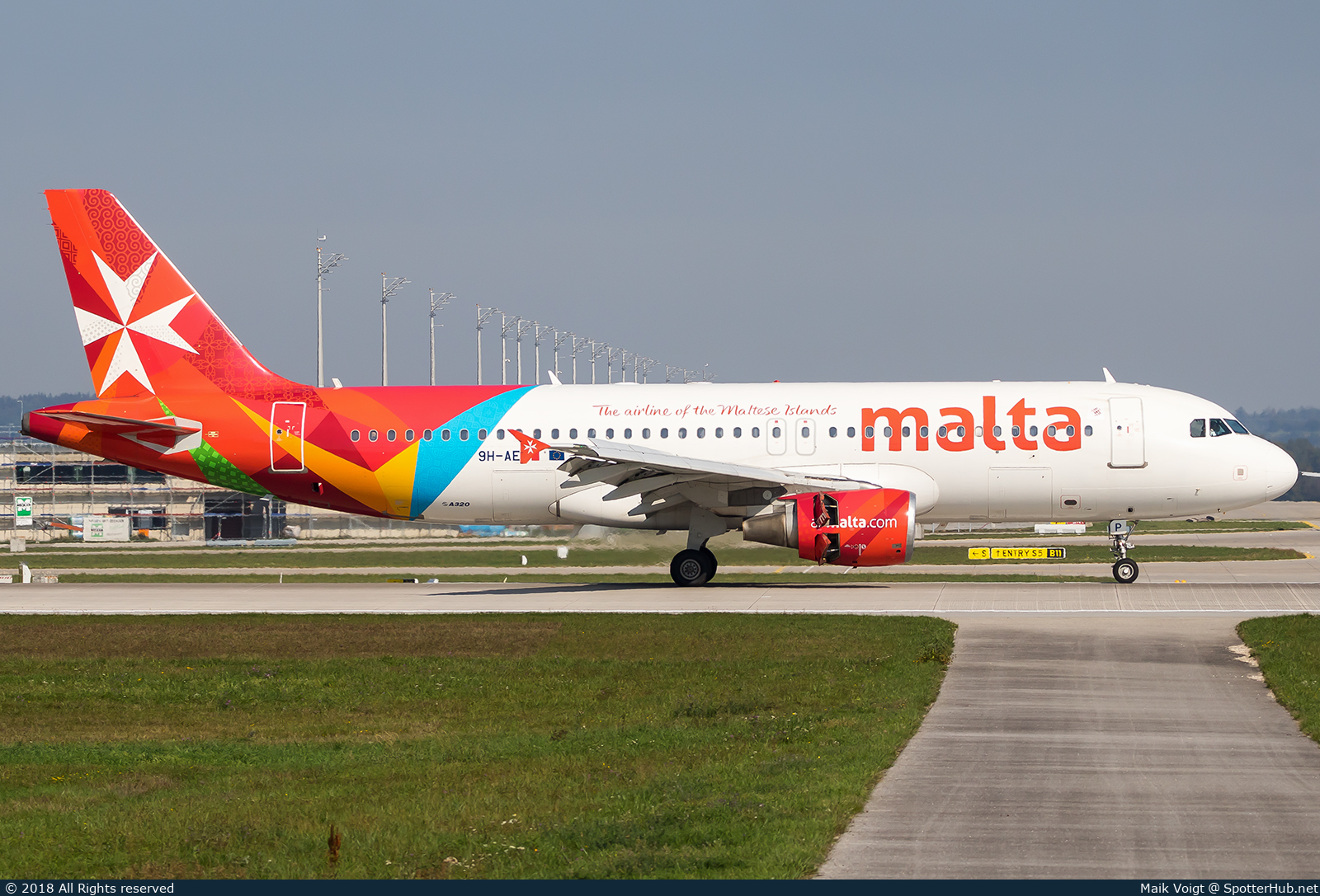 Photo of 9H-AEP - Airbus A320-214 operated by Air Malta