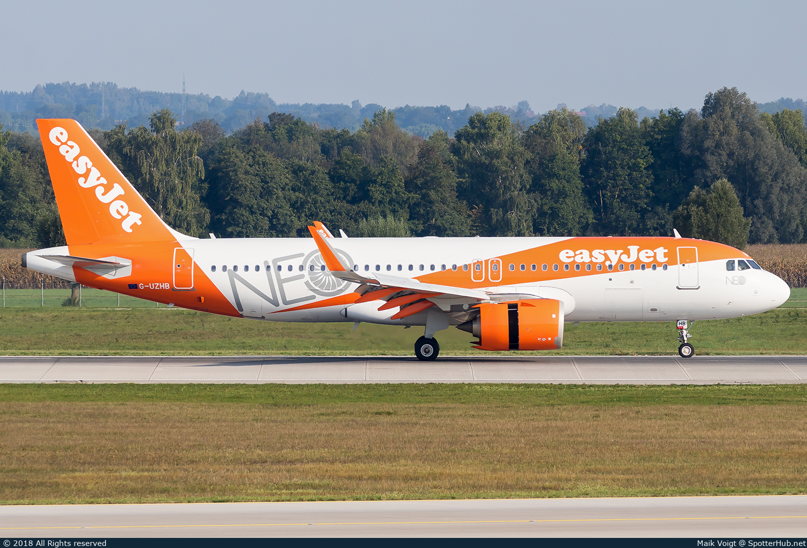 Photo of G-UZHB - Airbus A320-251N operated by easyJet
