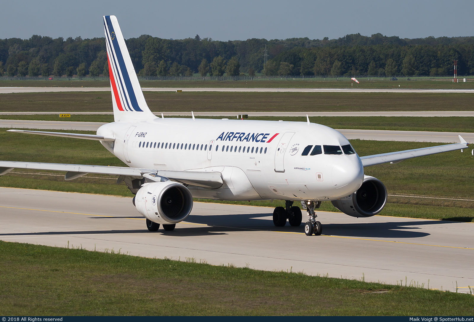 Photo of F-GRHZ - Airbus A319-111 operated by Air France