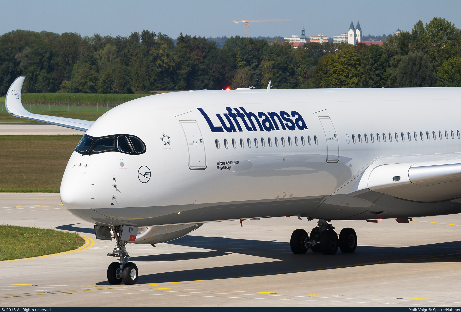 Photo of D-AIXH - Airbus A350-941 operated by Lufthansa
