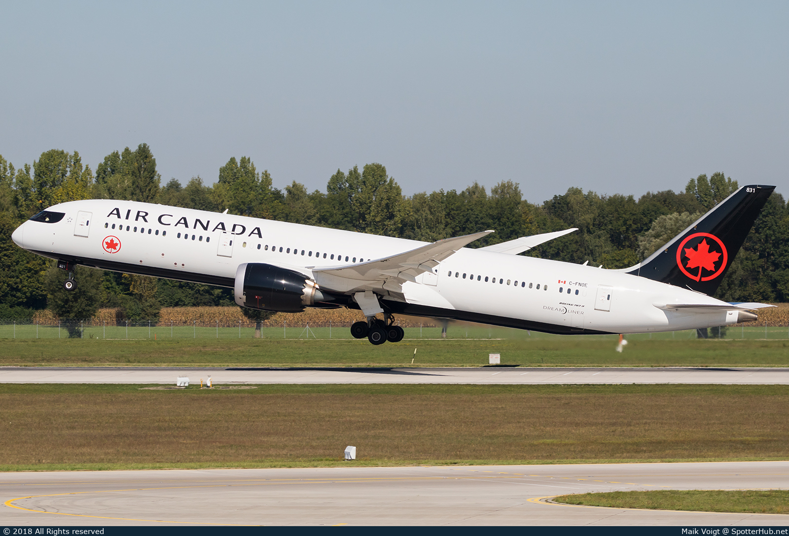 Photo of C-FNOE - Boeing 787-9 Dreamliner operated by Air Canada