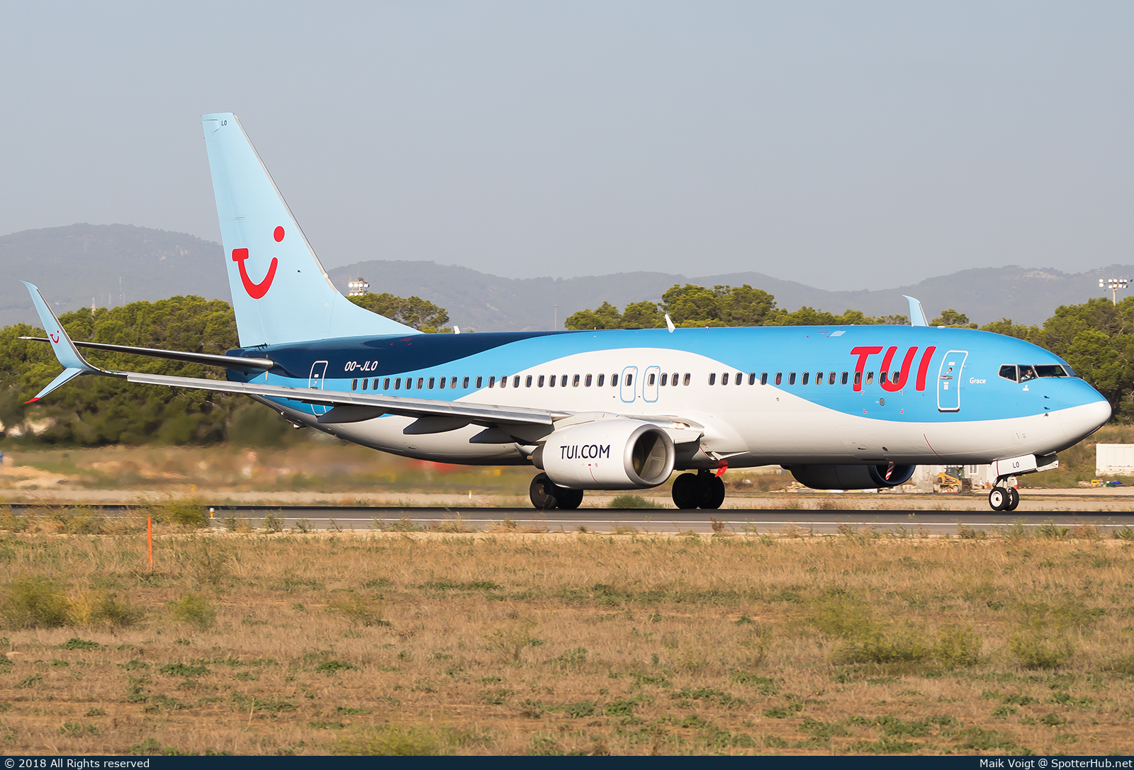 Photo of OO-JLO - Boeing 737-8K5 operated by TUI Airlines Belgium