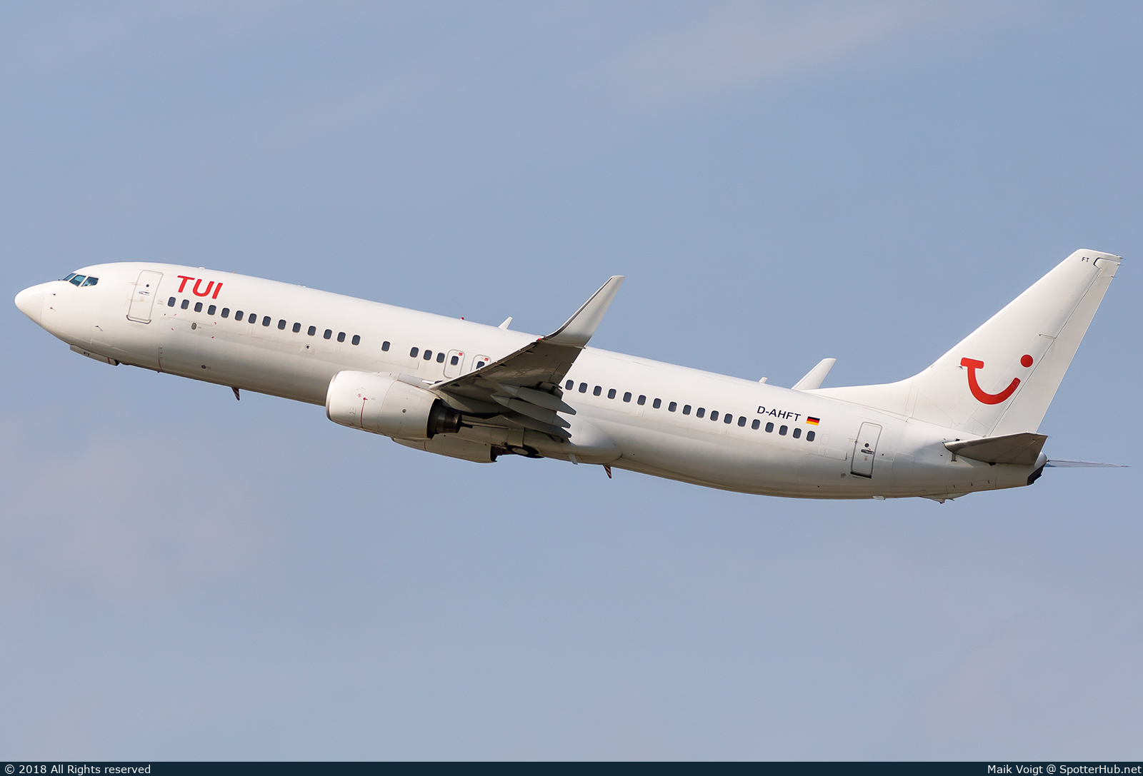 Photo of D-AHFT - Boeing 737-8K5 operated by TUIfly