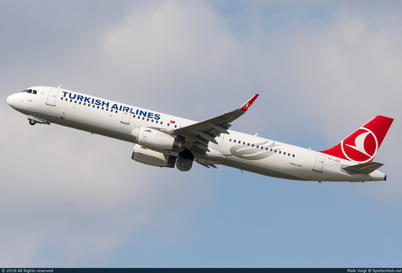 Photo of TC-JSZ - Airbus A321-231 operated by Turkish Airlines