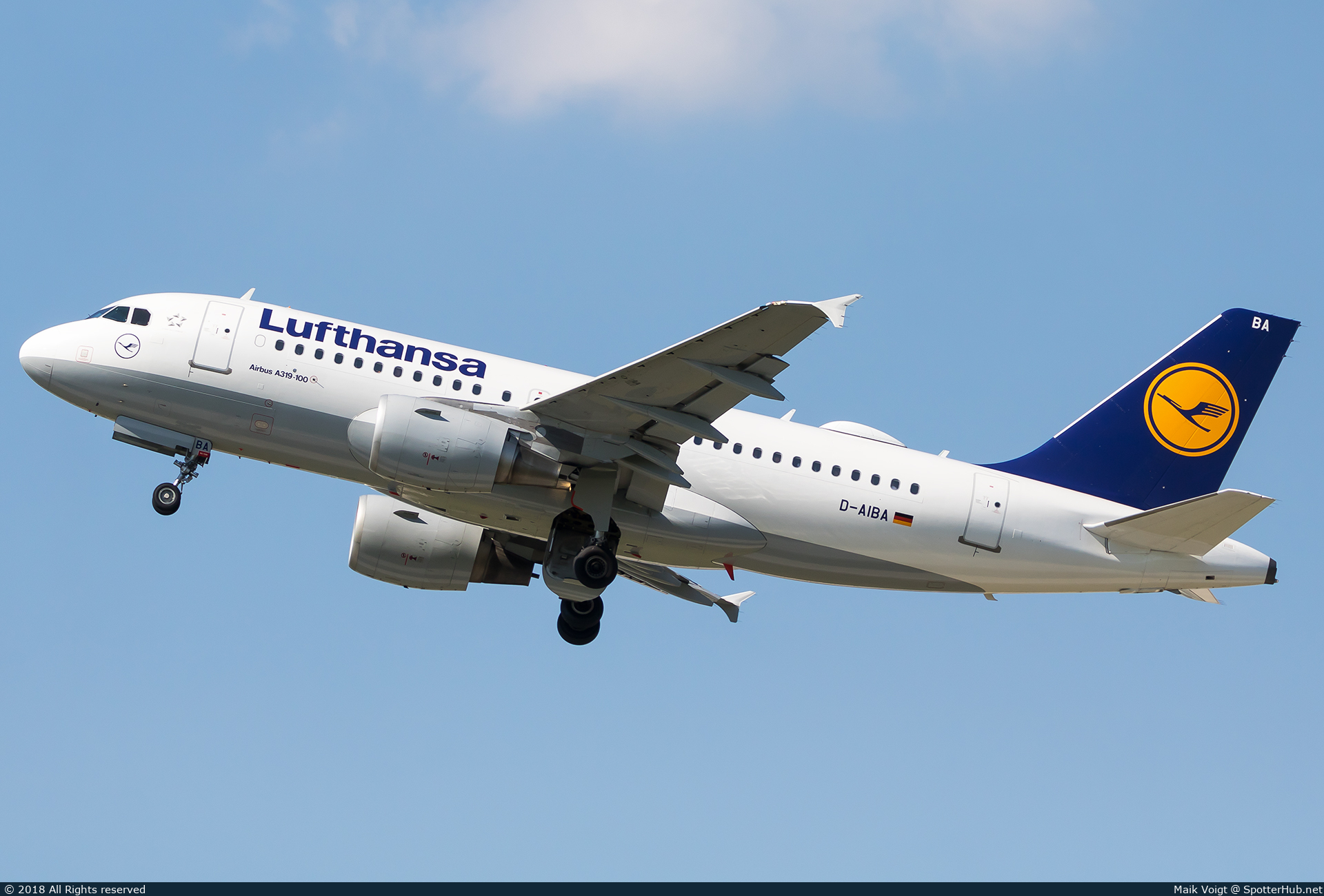 Photo of D-AIBA - Airbus A319-112 operated by Lufthansa