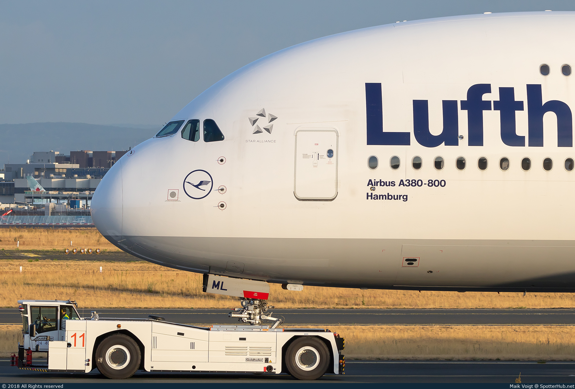 Photo of D-AIML - Airbus A380-841 operated by Lufthansa
