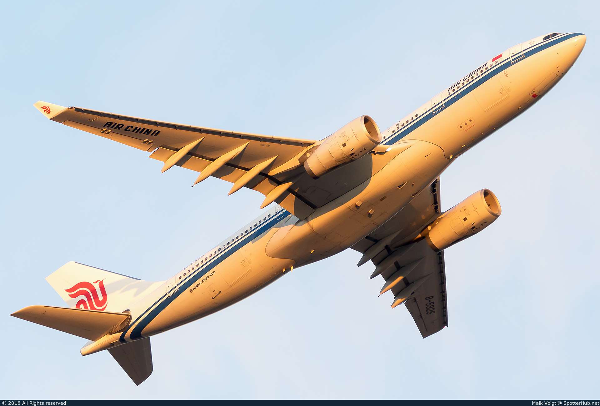 Photo of B-5925 - Airbus A330-243 operated by Air China