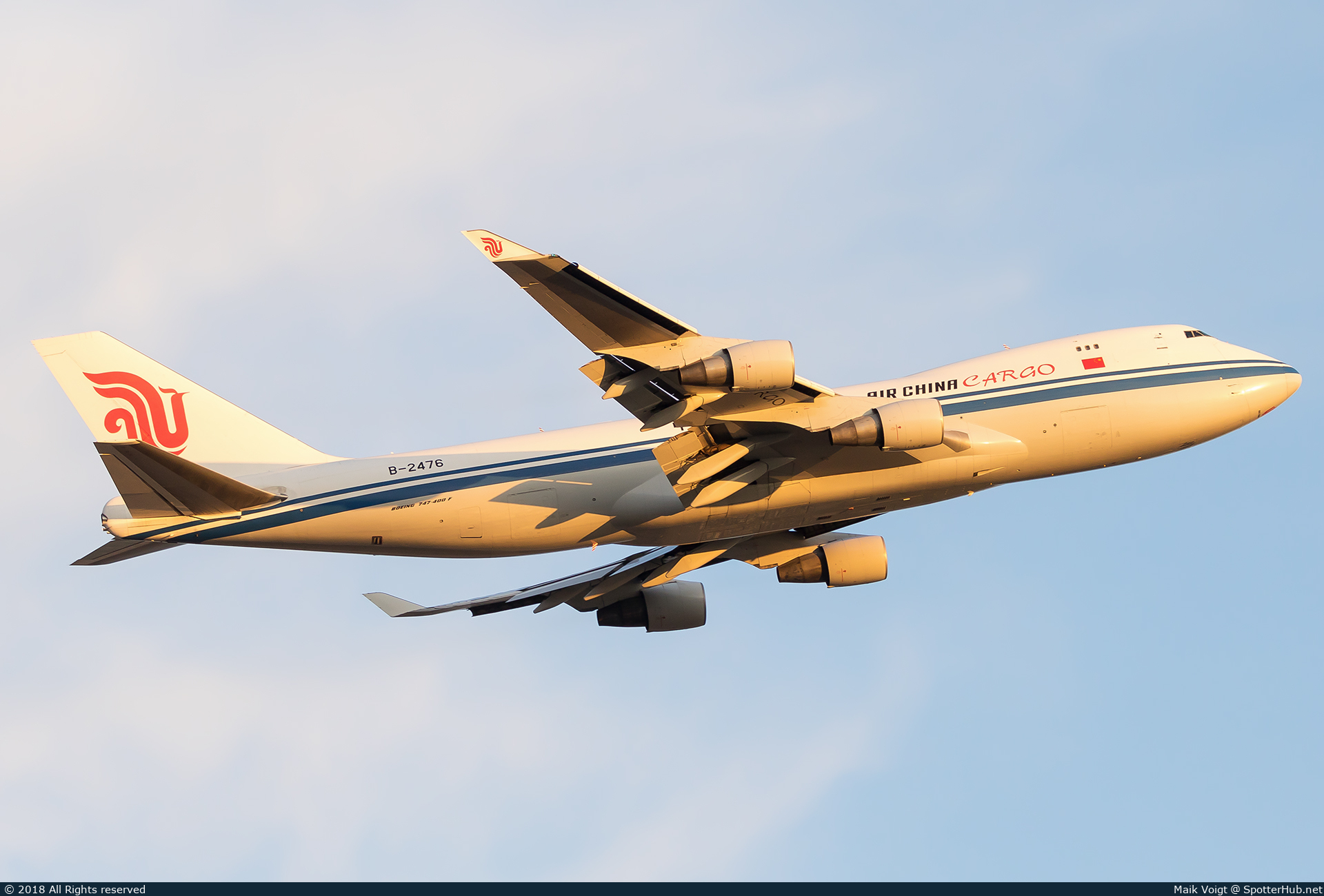 Photo of B-2476 - Boeing 747-4FTF operated by Air China Cargo