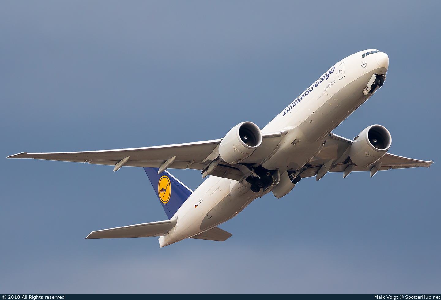 Photo of D-ALFC - Boeing 777-FBT operated by Lufthansa Cargo