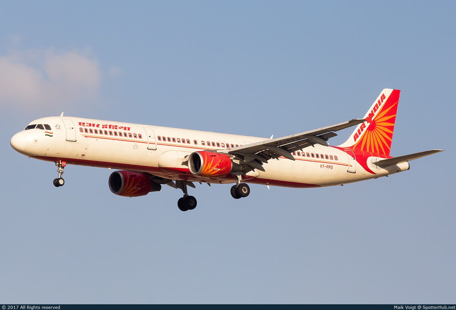 Photo of VT-PPD - Airbus A321-211 operated by Air India