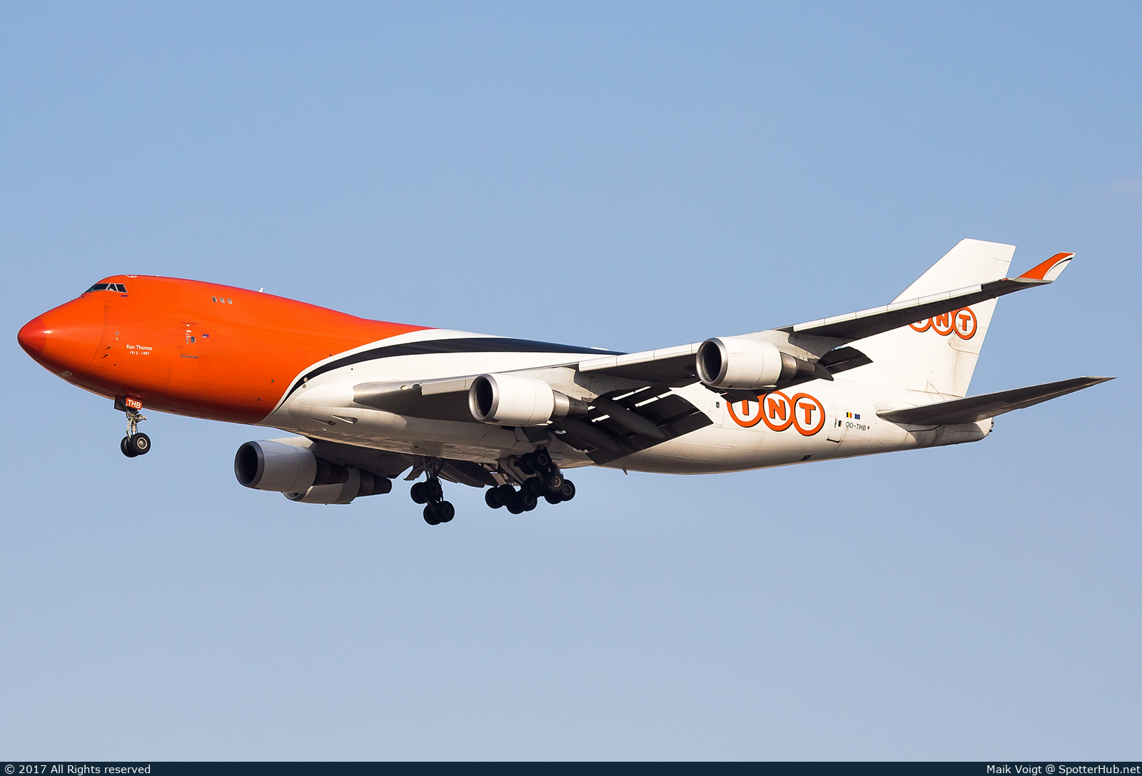 Photo of OO-THB - Boeing 747-4HAF(ER) operated by TNT Airways