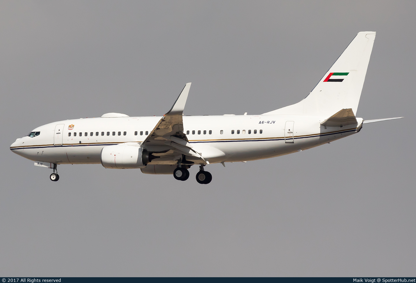 Photo of A6-RJV - Boeing 737-77W(BBJ) operated by Royal Jet