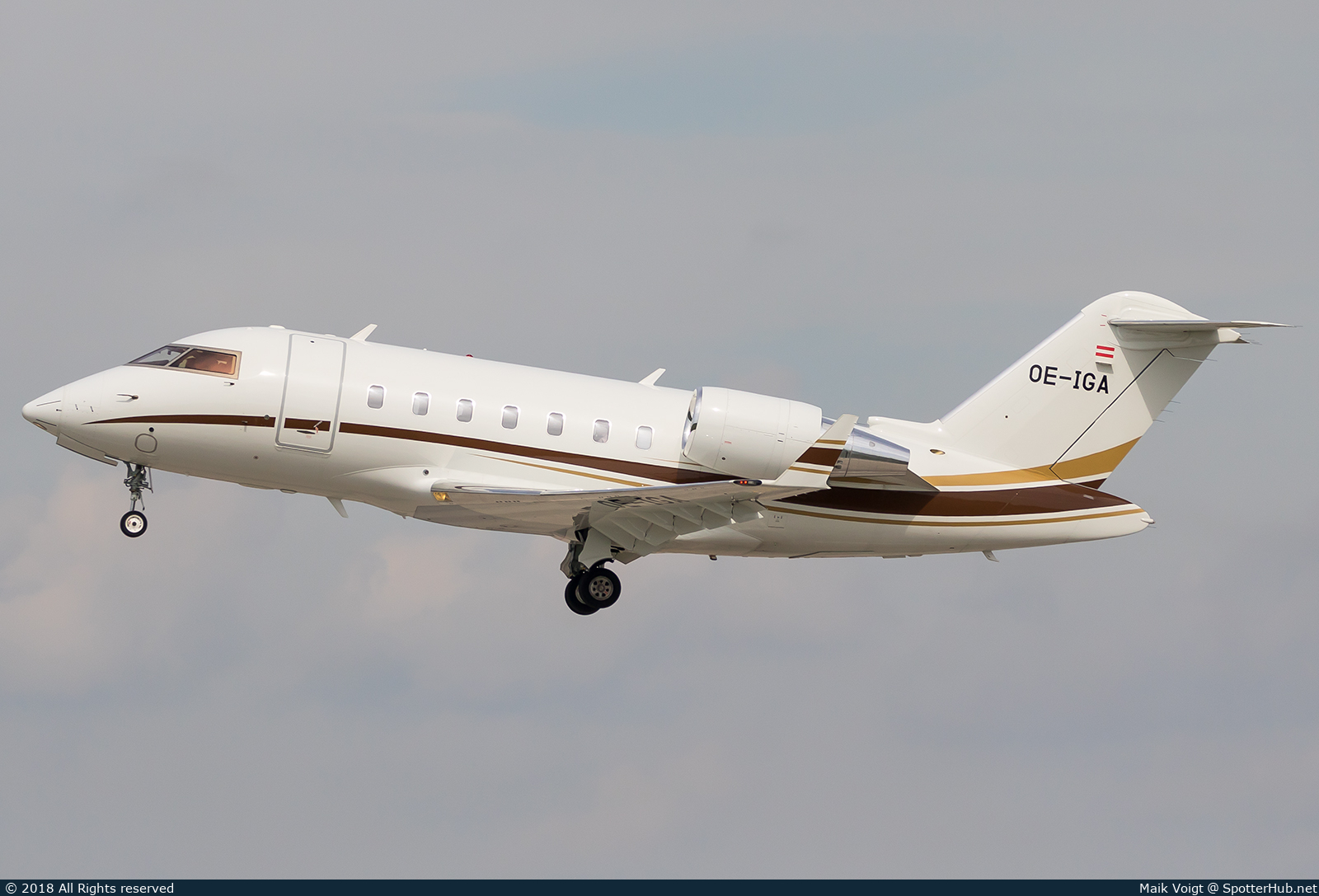 Photo of OE-IGA - Bombardier Challenger 650 operated by International Jet Management