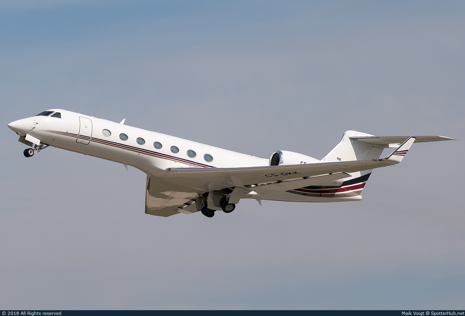 Photo of CS-DKK - Gulfstream GV-SP (G550) operated by NetJets Europe