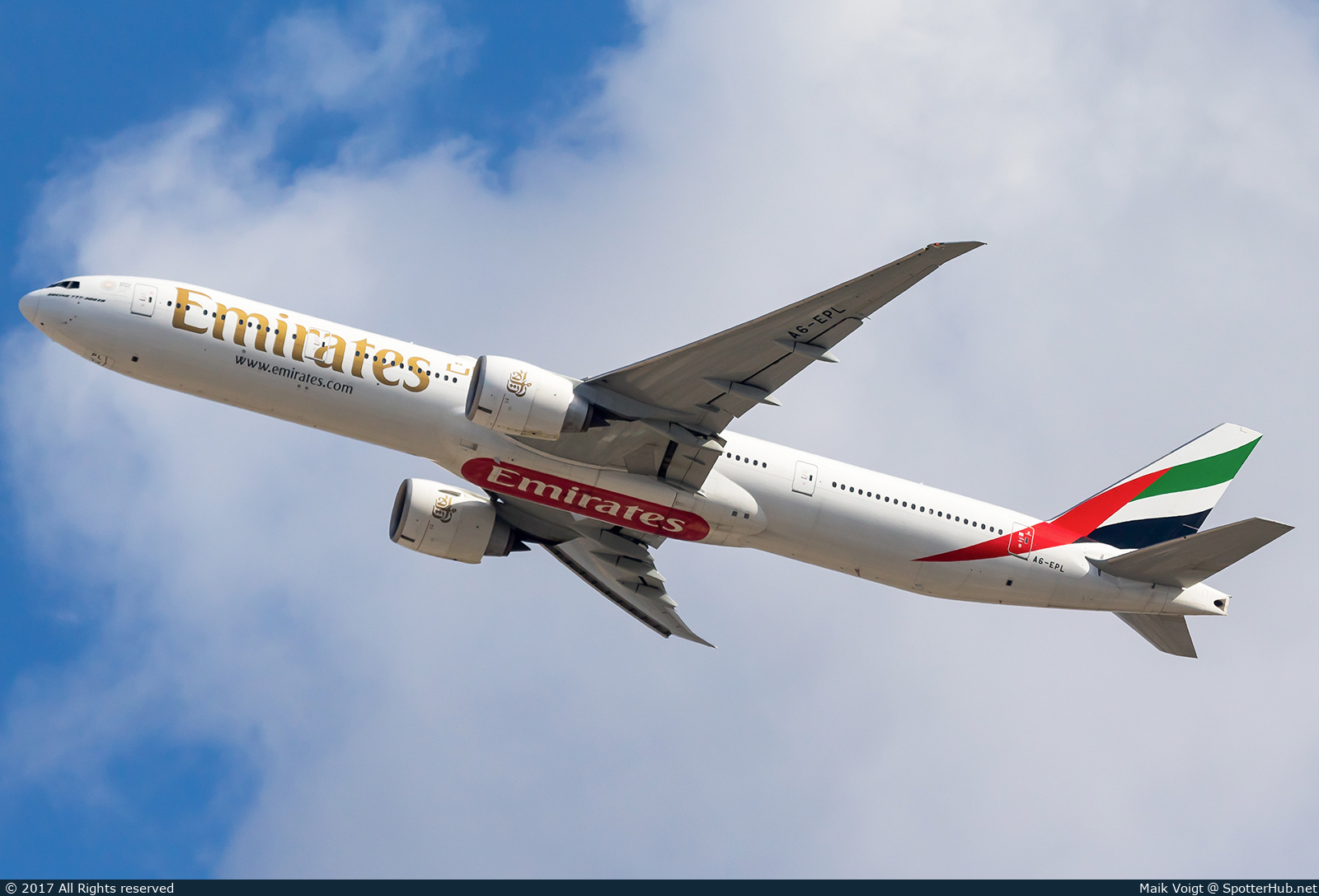 Photo of A6-ECL - Boeing 777-36N(ER) operated by Emirates