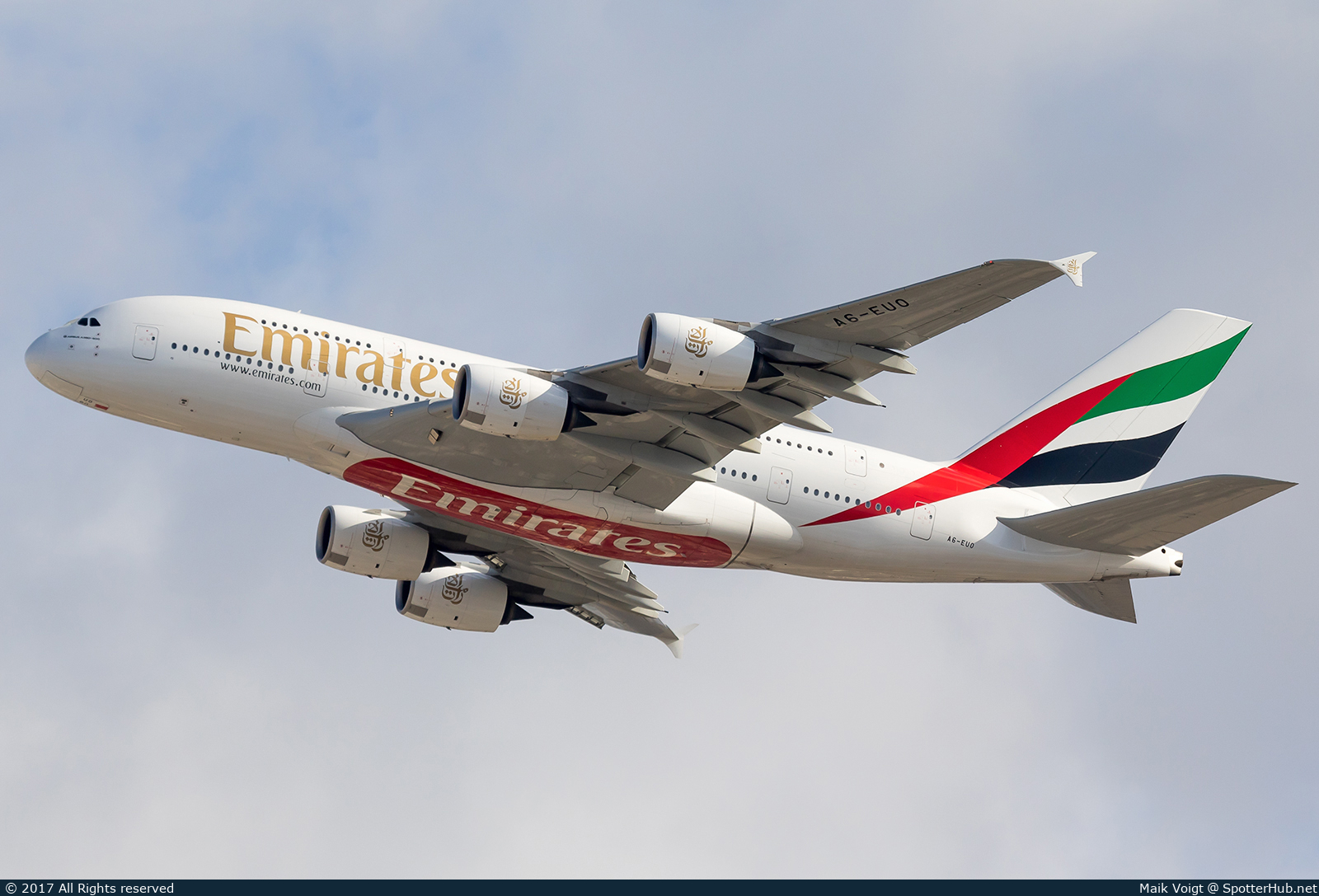 Photo of A6-EUO - Airbus A380-842 operated by Emirates