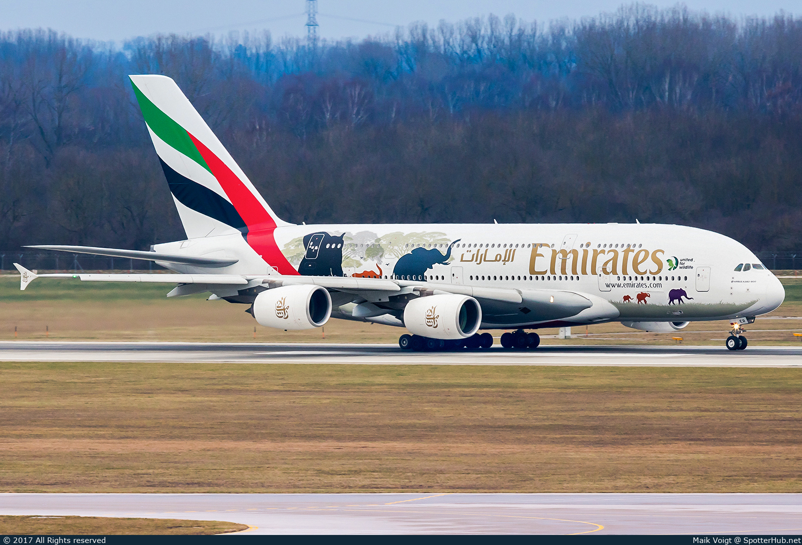 Photo of A6-EER - Airbus A380-861 operated by Emirates
