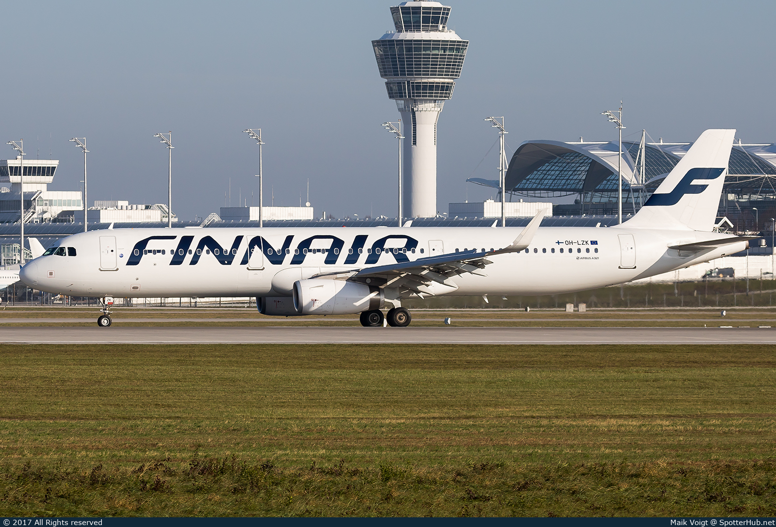 Photo of OH-LZK - Airbus A321-231 operated by Finnair