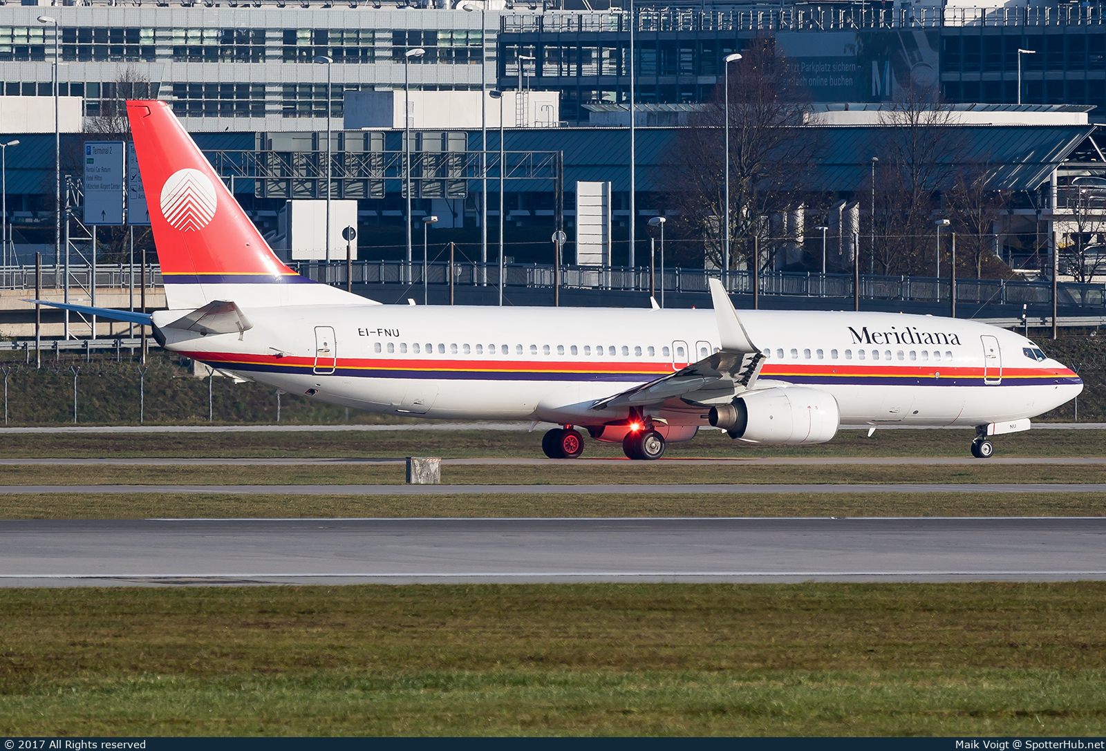 Photo of EI-FNU - Boeing 737-86N operated by Meridiana