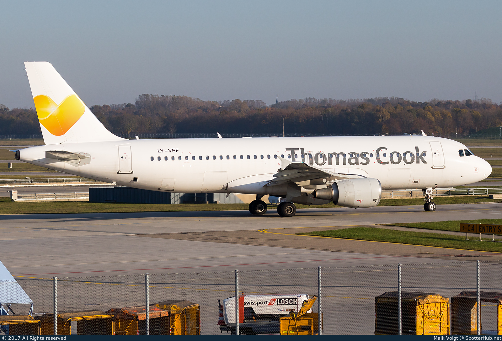 Photo of LY-VEF - Airbus A320-214 operated by Condor (opb Avion Express)