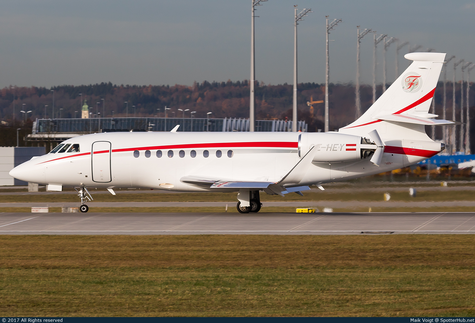 Photo of OE-HEY - Dassault Falcon 2000LX operated by Private