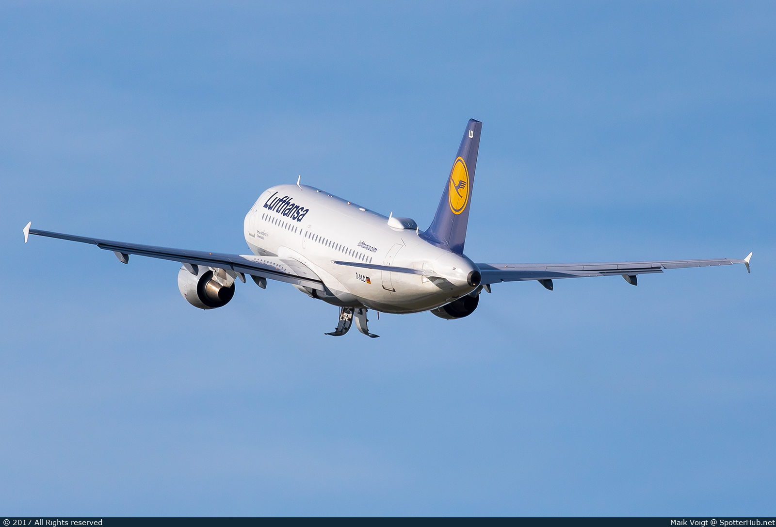 Photo of D-AILD - Airbus A319-114 operated by Lufthansa