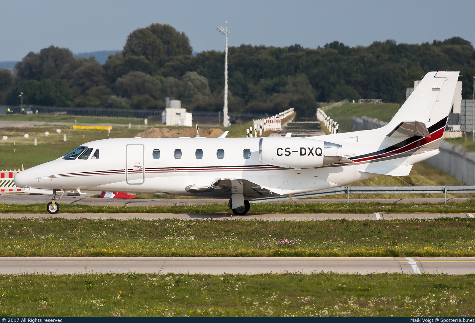 Photo of CS-DXQ - Cessna 560XL Citation XLS operated by NetJets Europe