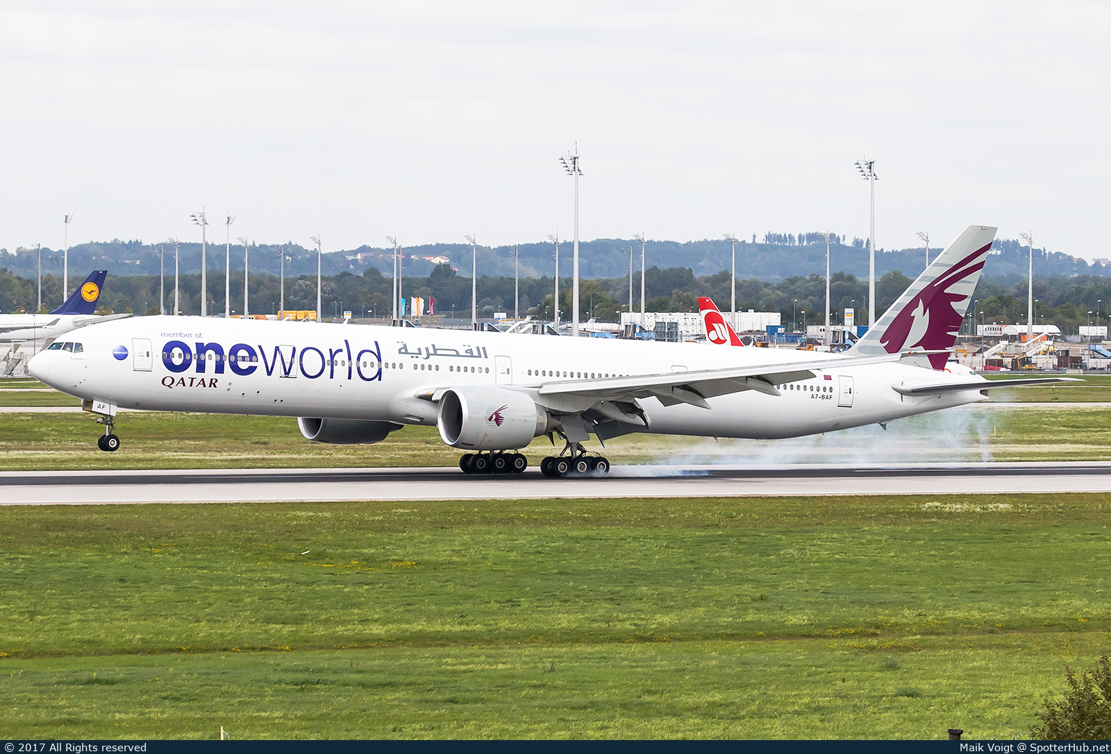 Photo of A7-BAF - Boeing 777-3DZ(ER) operated by Qatar Airways