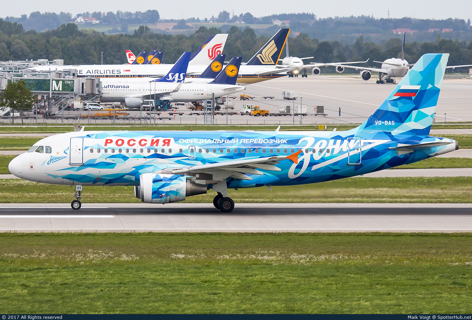 Photo of VQ-BAS - Airbus A319-111 operated by Rossiya Airlines
