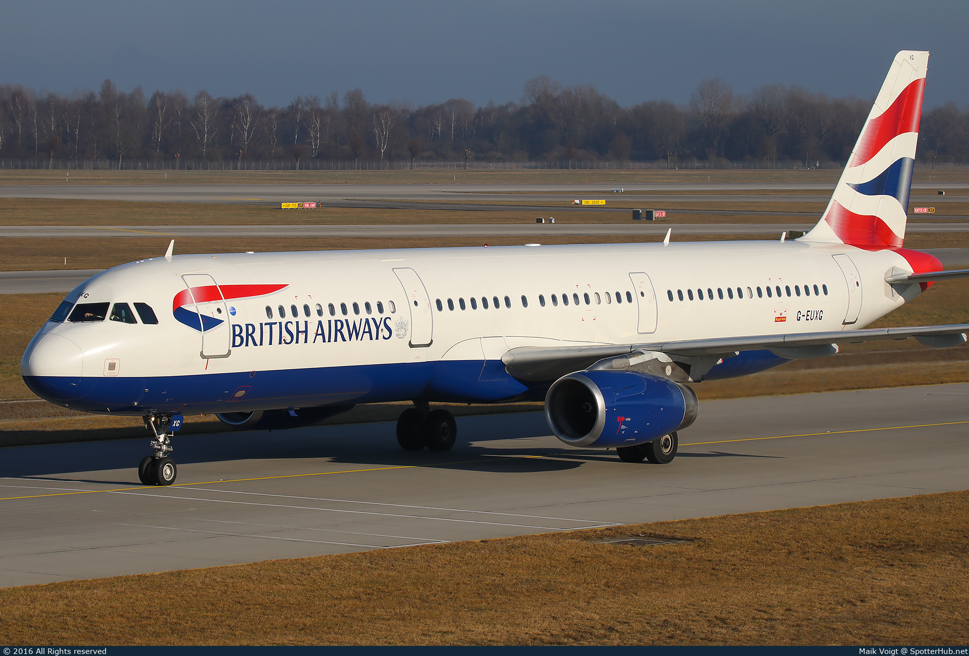 Photo of G-EUXG - Airbus A321-231 operated by British Airways