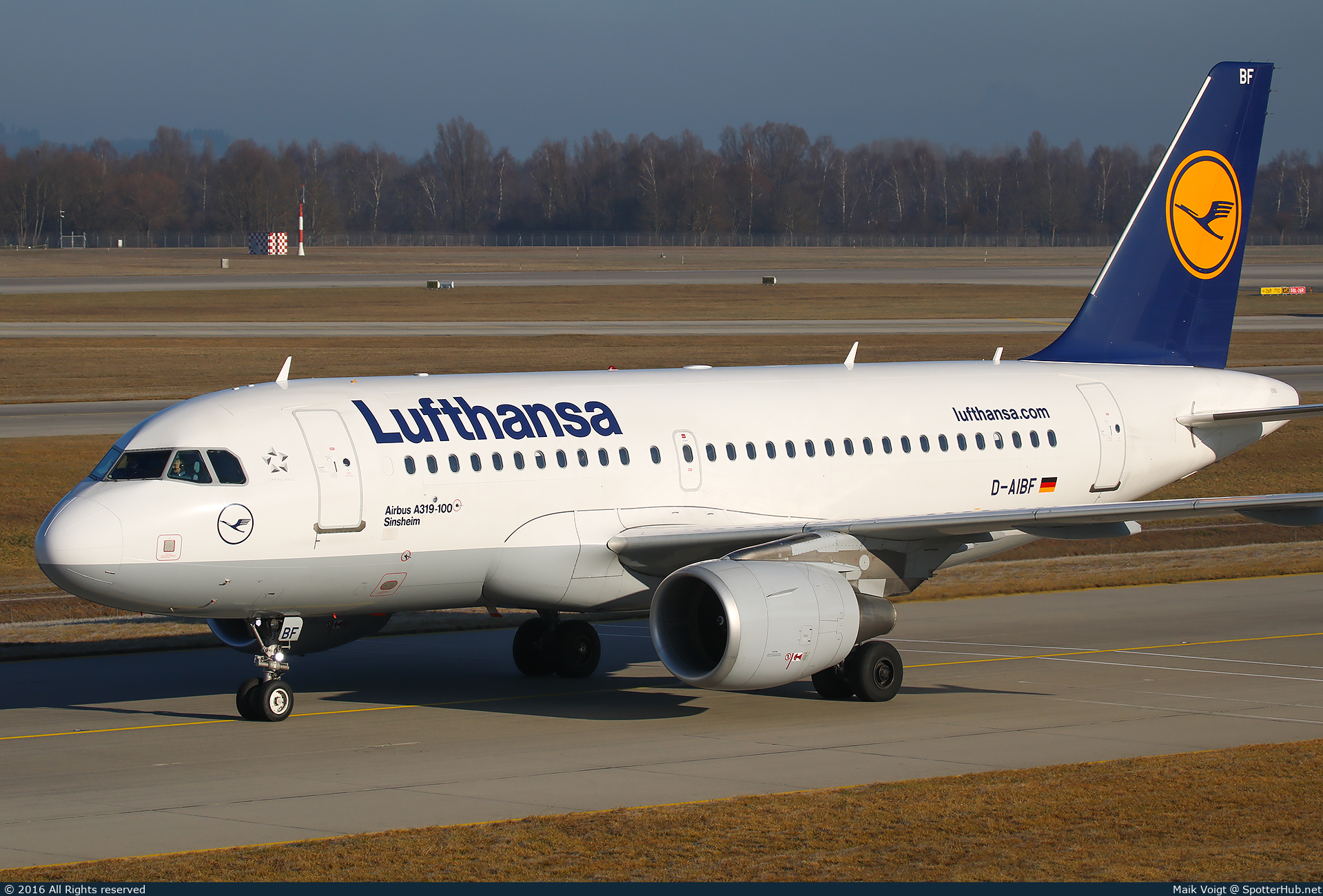 Photo of D-AIBF - Airbus A319-112 operated by Lufthansa
