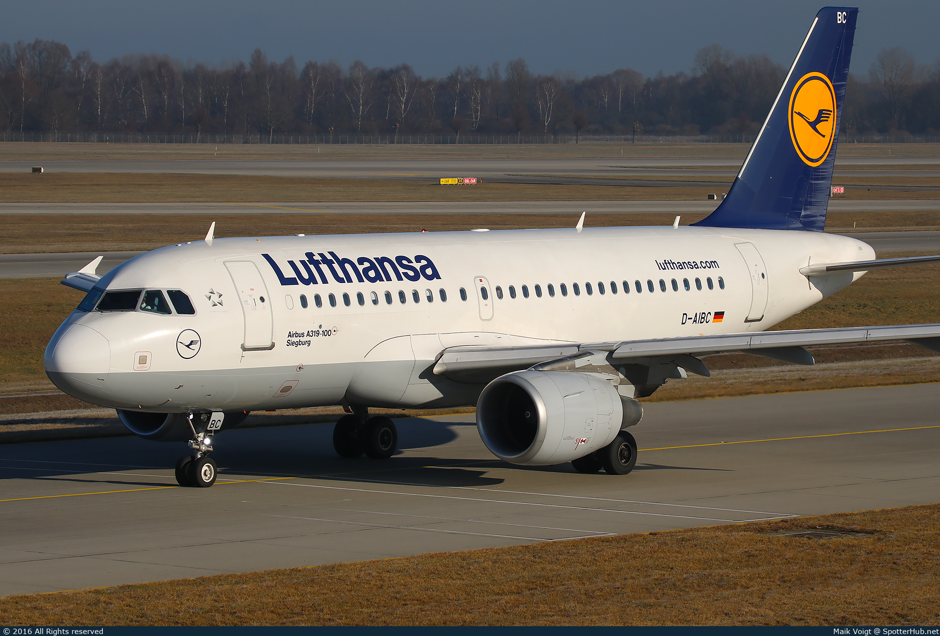 Photo of D-AIBC - Airbus A319-112 operated by Lufthansa
