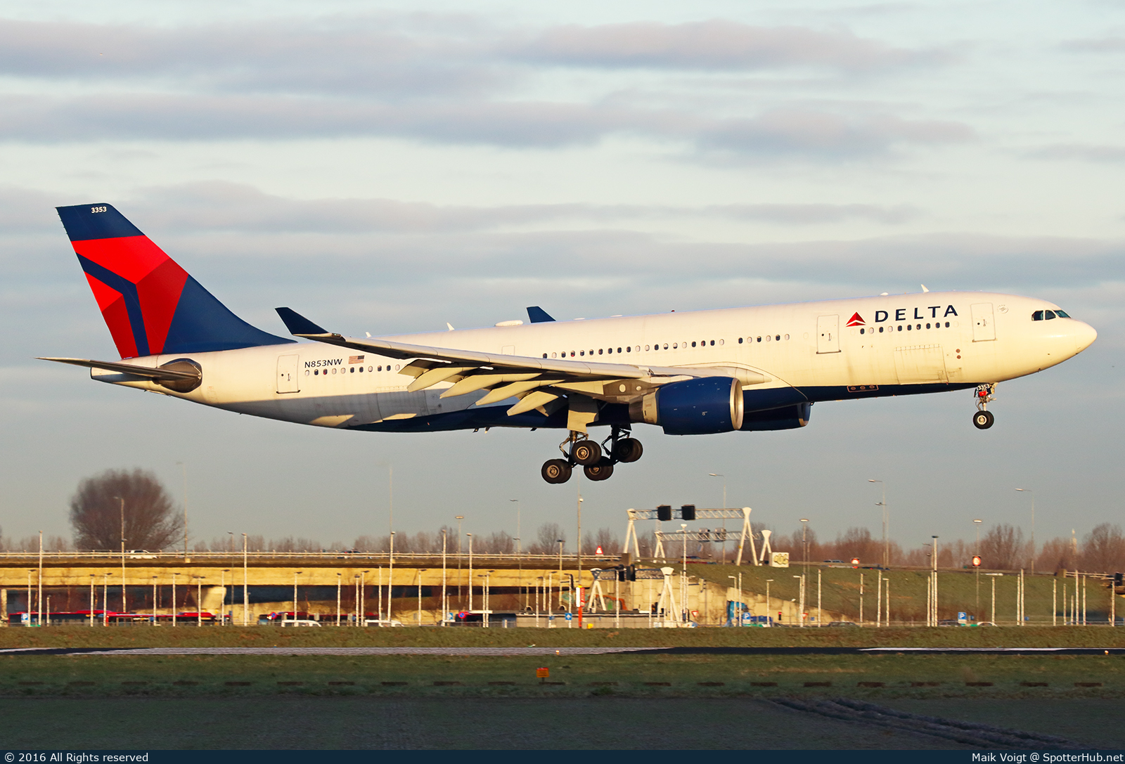 Photo of N853NW - Airbus A330-223 operated by Delta Air Lines