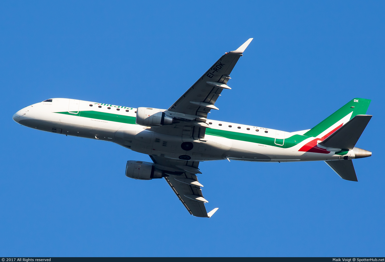 Photo of EI-RDK - Embraer ERJ-175STD operated by Alitalia CityLiner
