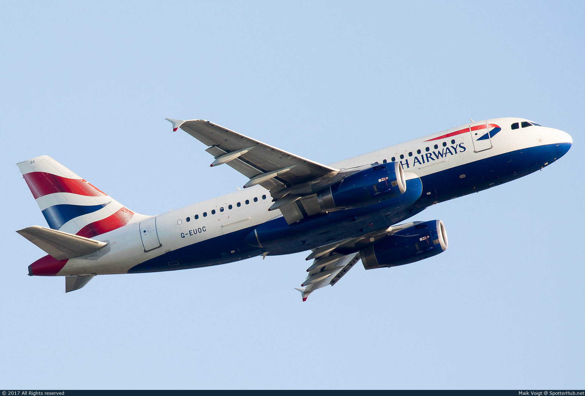 Photo of G-EUOC - Airbus A319-131 operated by British Airways